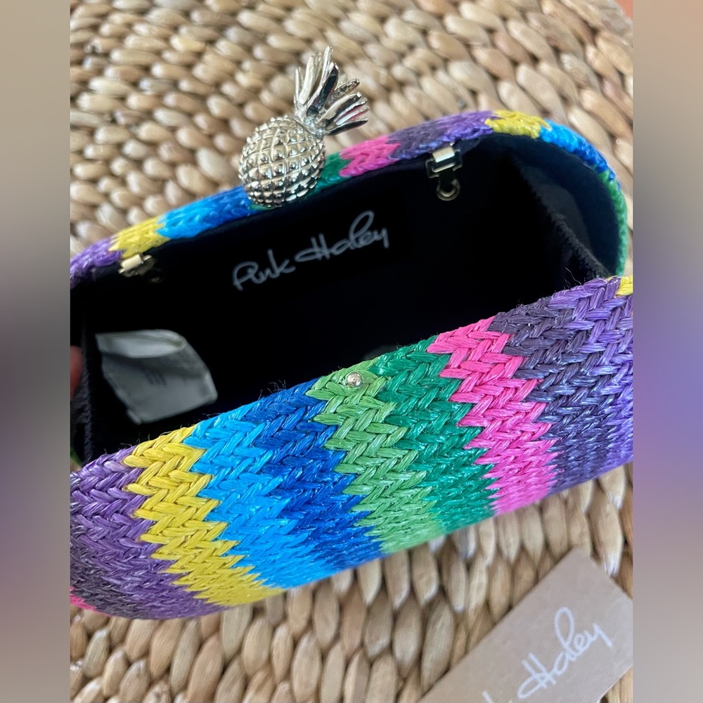 Pink Haley Zigzag Clutch W/ Pineapple Clasp - Picture 6 of 7